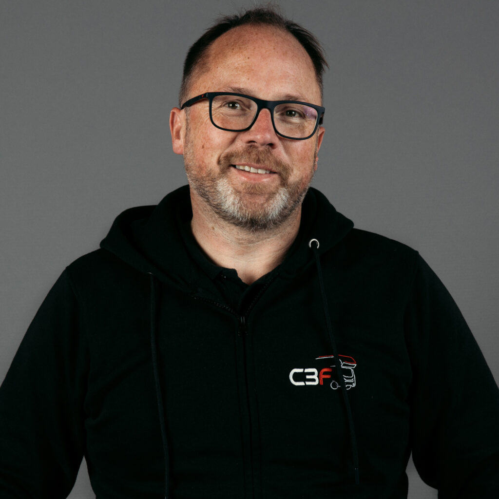 Porträt von Stefan Schieneller