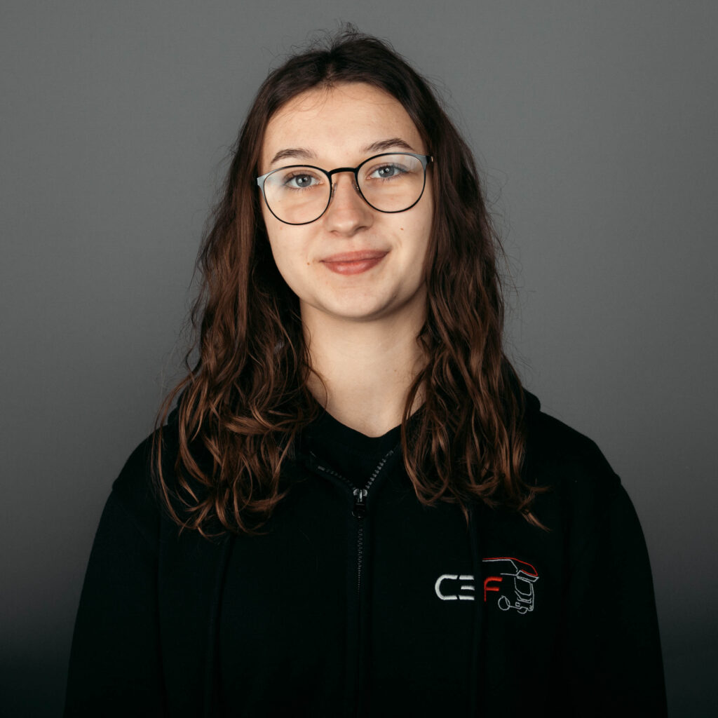 Porträt von Lea Grosser